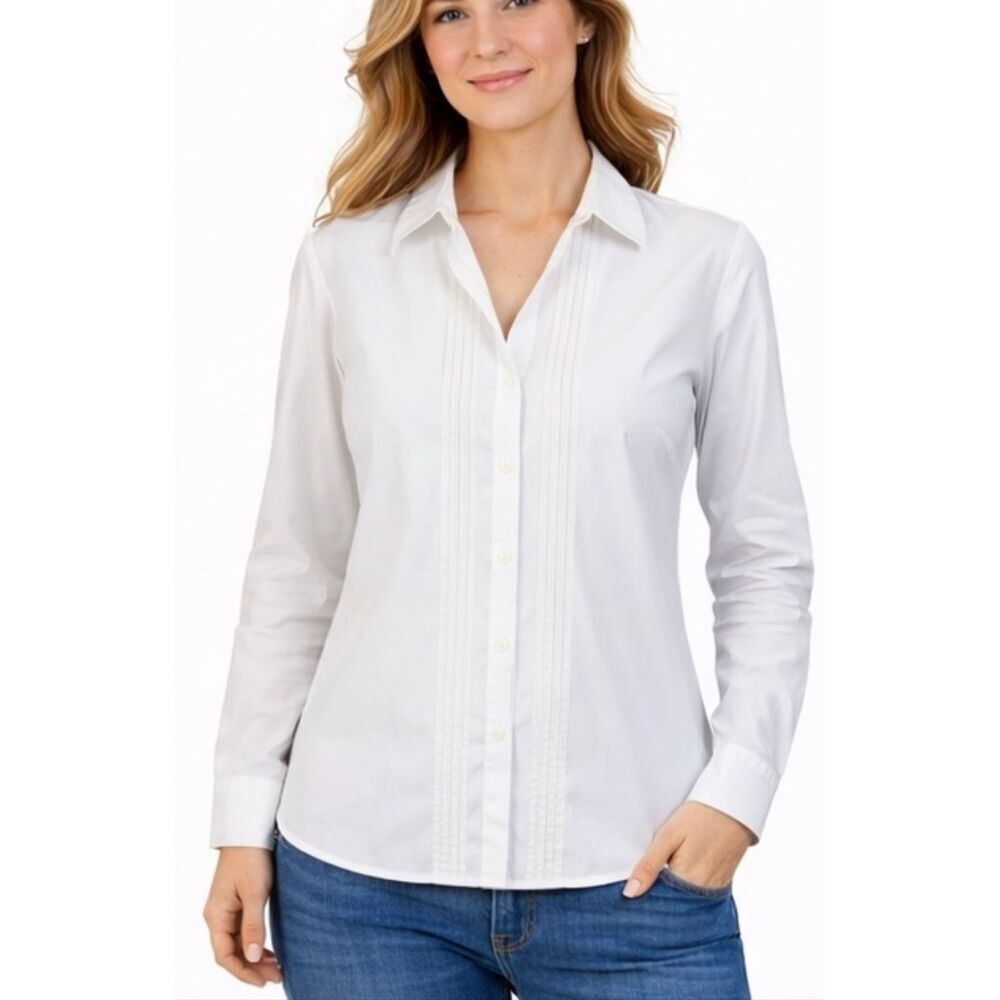 L.L. Bean wrinkle free white stitch detail cotton down xs